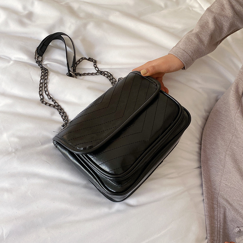 MZ Women’s Retro Chain Shoulder Crossbody Bag Small Square PU 2023 Style