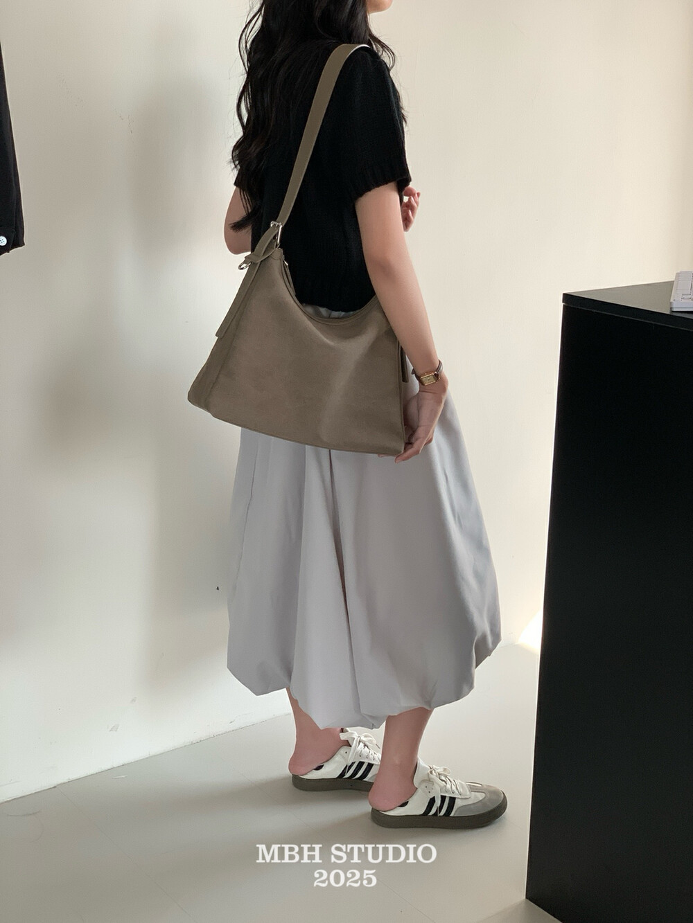 MBH Large Capacity Lazy Style Tote Bag Linen Travel Commute Shoulder Bag - Image 2