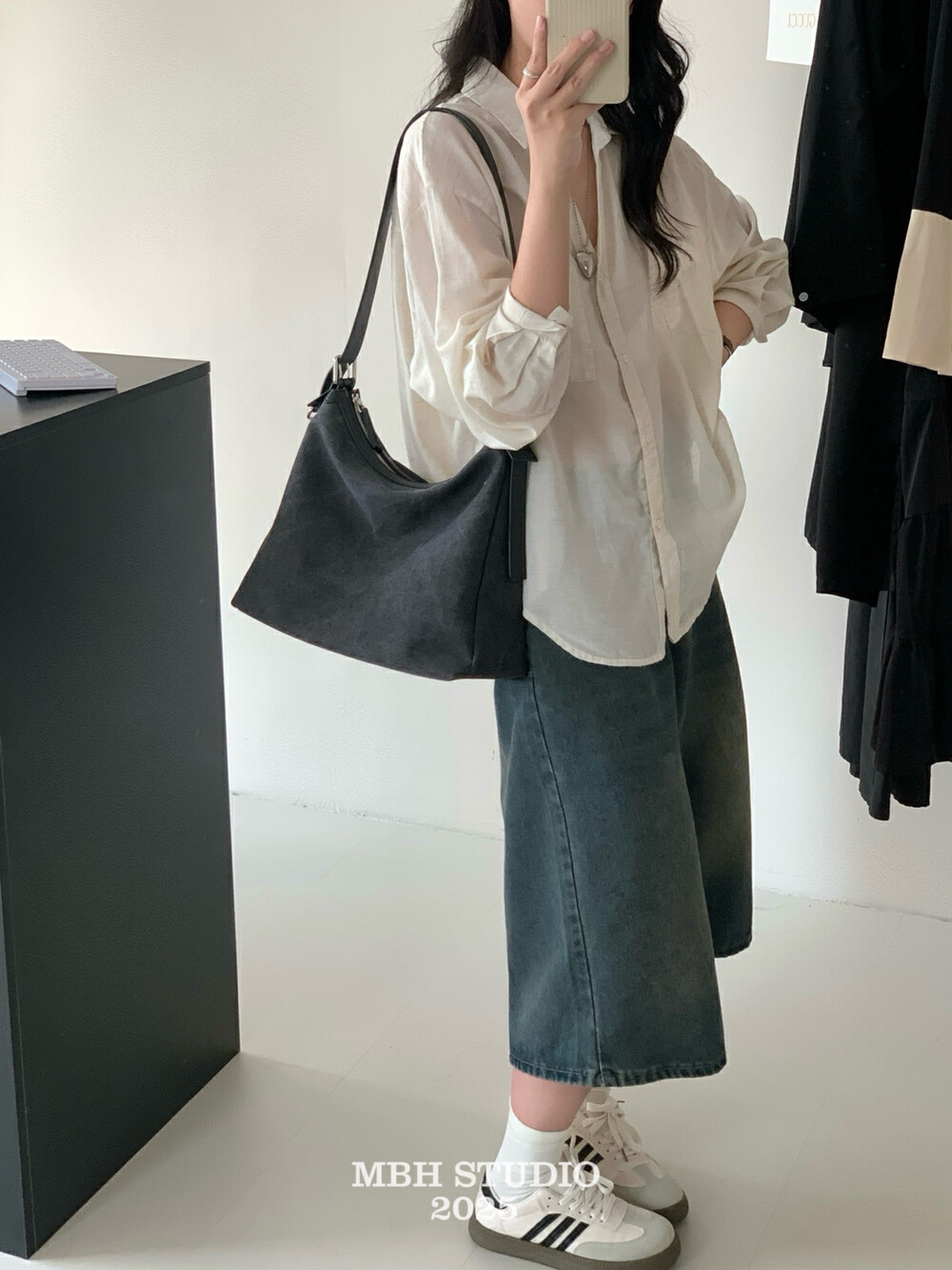MBH Large Capacity Lazy Style Tote Bag Linen Travel Commute Shoulder Bag - Image 4