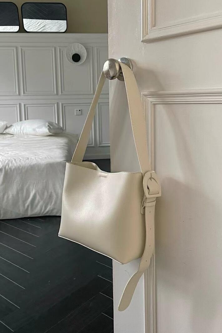 MBH Top Grain Leather Tote Bag Large Capacity Crossbody Shoulder Bag - Image 5