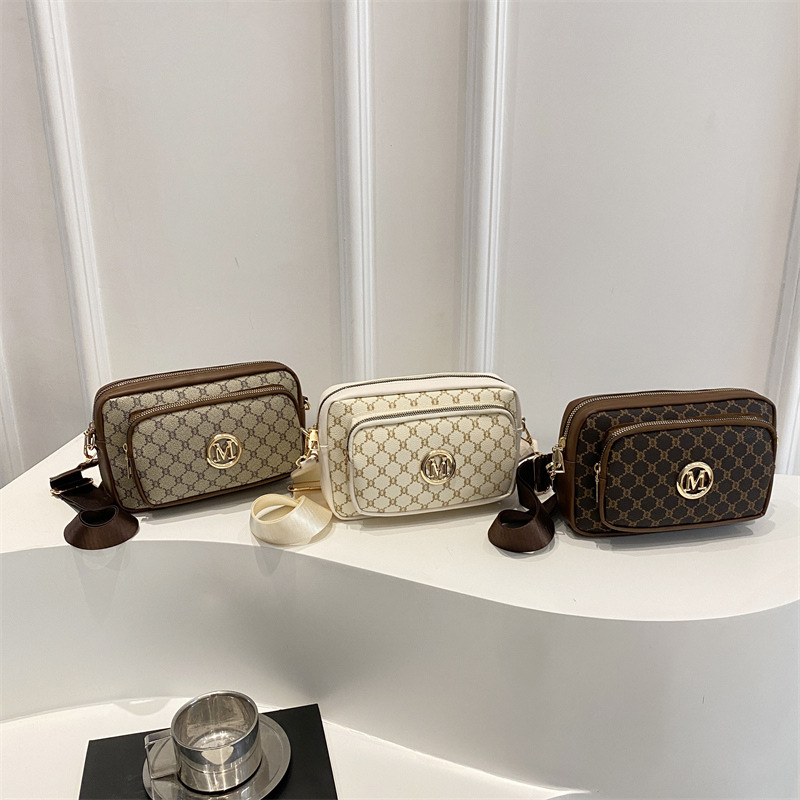 2025 New Trendy One-Shoulder Women's Square Bag PU Zip Crossbody Phone Bag - Image 3